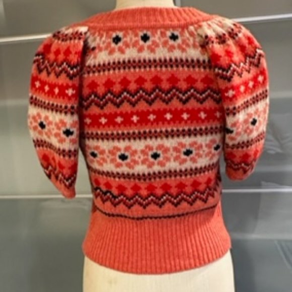 Adorable Puff Sleeve Sweater Sleeping on Snow / Anthropologie - Picture 5 of 6